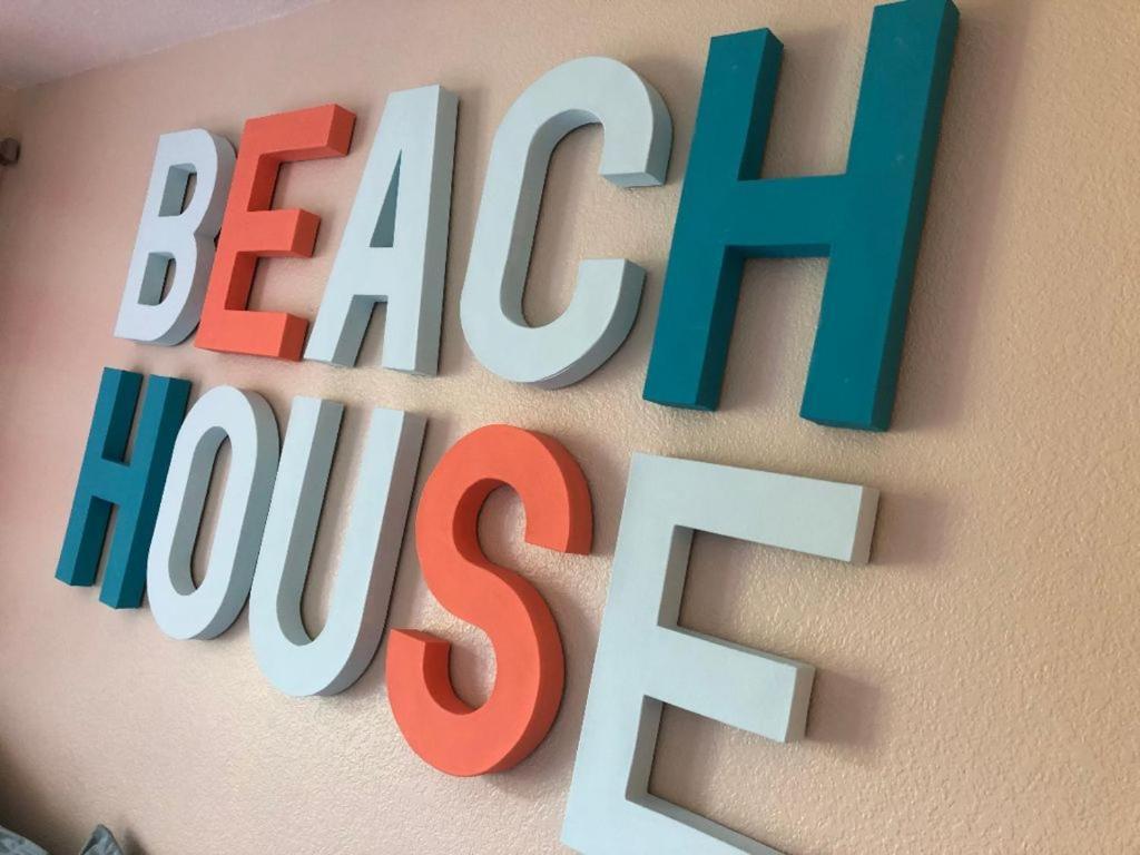 4/2 Home Close To Beach, Centrally Located! Гълфпорт Екстериор снимка