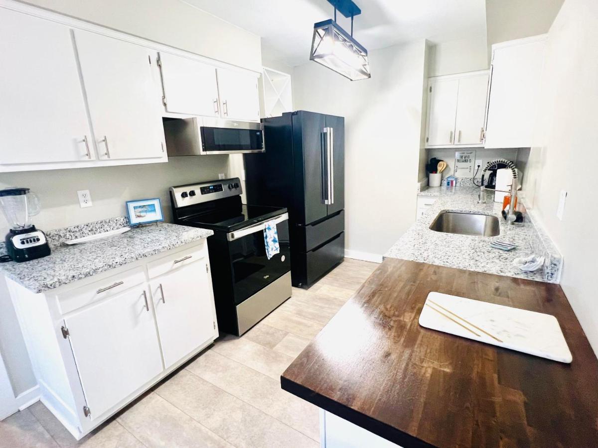 4/2 Home Close To Beach, Centrally Located! Гълфпорт Екстериор снимка