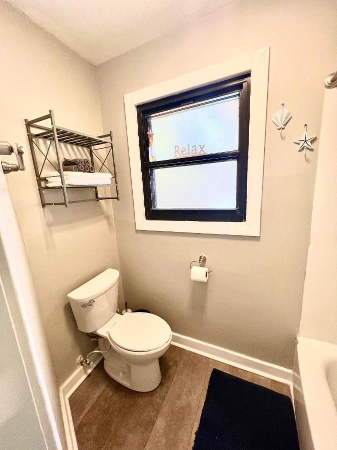 4/2 Home Close To Beach, Centrally Located! Гълфпорт Екстериор снимка