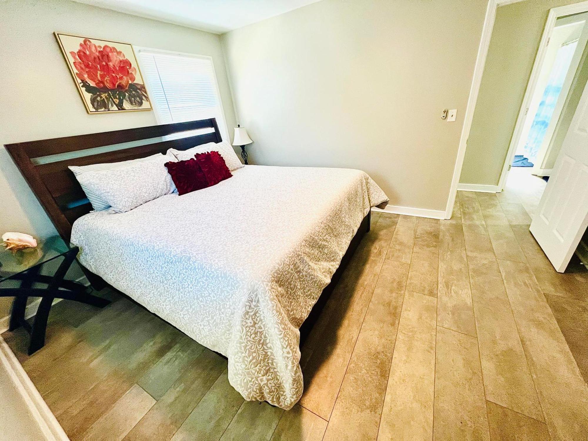 4/2 Home Close To Beach, Centrally Located! Гълфпорт Екстериор снимка